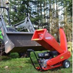 Tocator pentru crengi si resturi vegetale HECHT 6208, motor termic, putere 7 CP, 5.2 kW, 208 CC, diametru maxim de taiere crengi 7 cm