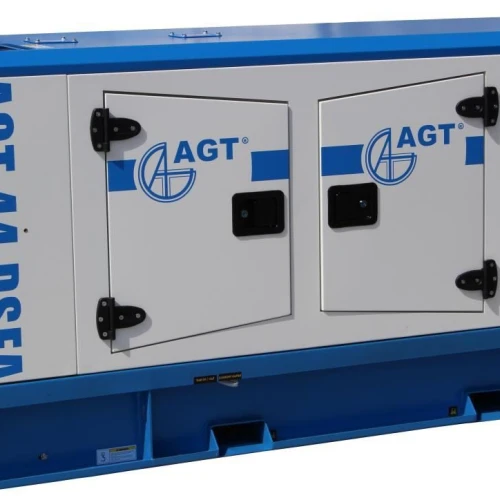 Generator curent trifazat AGT 44 DSEA putere 35.2kW 400 V diesel pornire electrica insonorizat rezervor 70 L