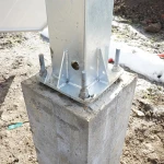 Sistem complet montare, structura tracker solar automat 8.2 KW, est-vest 14 panouri de 590W Breckner Germany