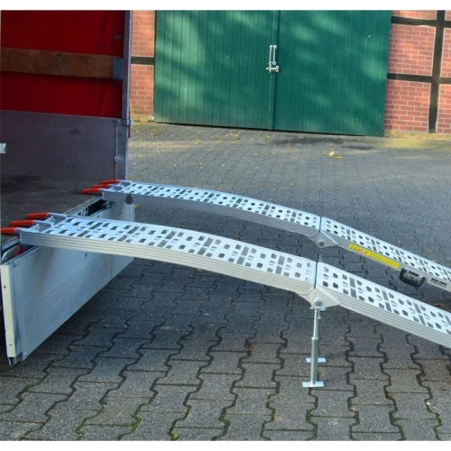 Rampa de incarcare HECHT 005005, lungime 225 cm, latime 28 cm, capacitate de incarcare 340 - 680 kg