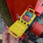 Despicator de busteni HECHT 6160, motor electric, putere 4000 W, presiune maxima 16 tone, lungime maxima lemn 100 cm, diametru maxim lemn 40 cm