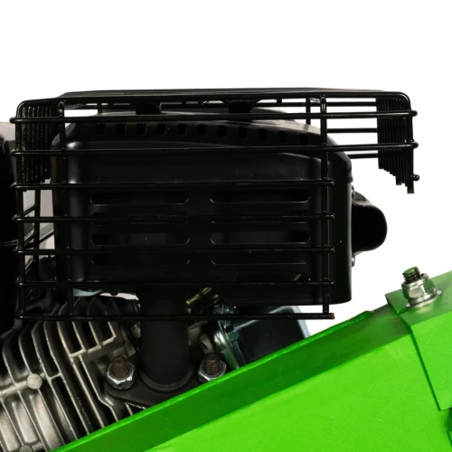 Tocator pentru crengi si vita de vie Micul Fermier, 60mm, motor benzina 7CP pentru rumegus