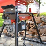 Despicator de busteni Hecht 676 2000 w presiune maxima 7 t