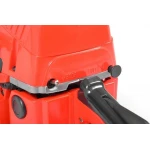 Drujba pe benzina HECHT 45, motor 2 timpi, putere 2.7 CP, capacitate cilindrica 45 CC, lungime lama 40 cm