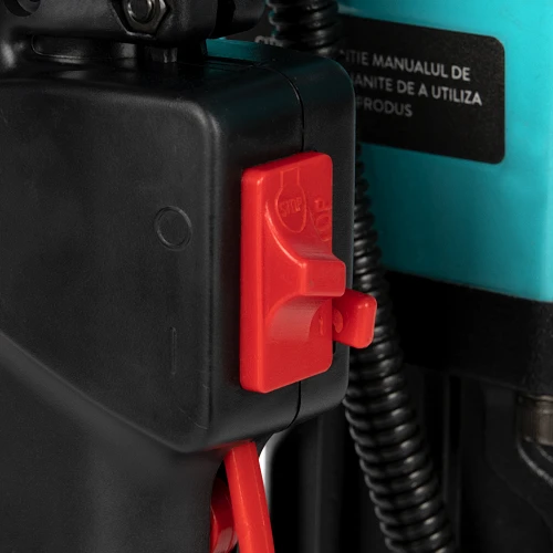 Masina batut stalpi 2.5Nm 1350bpm motor 52CC 2T