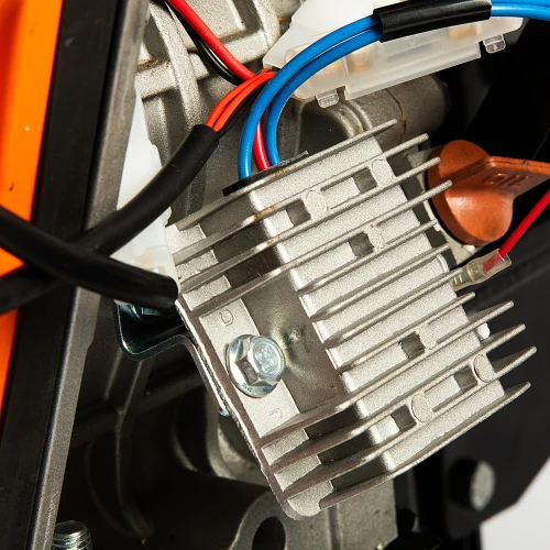 Motocultor Detoolz 11CP 418CC, motorina, 4T, 3 viteze, pornire electrica, cu roti