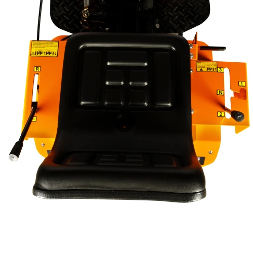 Mini tractor Detoolz, 17cp, 530cc, motor pe motorina 4T, 4X4, 4 viteze, pornire electrica, 2 cutii de viteze