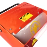 Tocator pentru crengi Micul Fermier, 76mm, motor benzina 6.5CP pentru rumegus