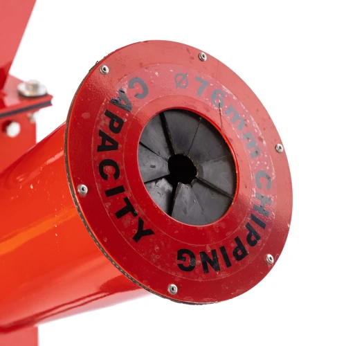 Tocator pentru crengi Micul Fermier, 76mm, motor benzina 6.5CP pentru rumegus