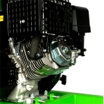 Tocator crengi Micul Fermier, motor benzina 18CP, diametru maxim de taiere 120mm, cu carlig de remorcare, pentru brichete