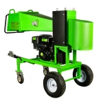 Tocator crengi Micul Fermier, motor benzina 18CP, diametru maxim de taiere 120mm, cu carlig de remorcare, pentru brichete