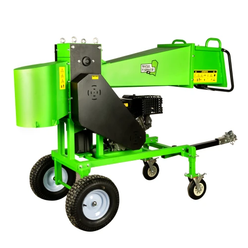 Tocator crengi Micul Fermier, motor benzina 18CP, diametru maxim de taiere 120mm, cu carlig de remorcare, pentru brichete