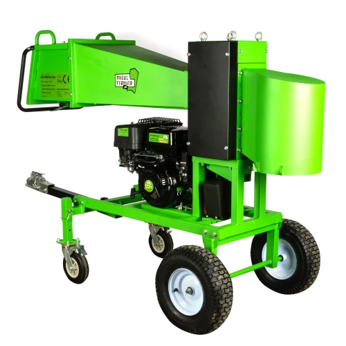 Tocator crengi Micul Fermier, motor benzina 18CP, diametru maxim de taiere 120mm, cu carlig de remorcare, pentru brichete