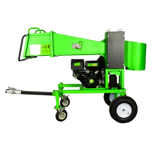 Tocator crengi Micul Fermier, motor benzina 18CP, diametru maxim de taiere 120mm, cu carlig de remorcare, pentru brichete