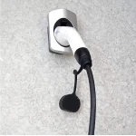 Suport de perete pentru conector de incarcare vehicule electrice tip 2 -EV Plug Holder type 2