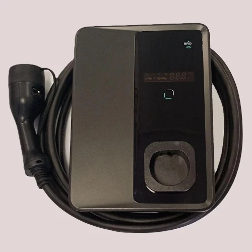 Stația de încărcare pentru vehicule electrice EVD02-07RD 230V/50Hz 8A-32A reglabil in trepte conector tip 2 comanda RFID si aplicatie