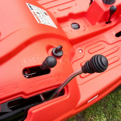 Tractor de tuns iarba Hecht 5161, autopropulsie, 6.5 CP