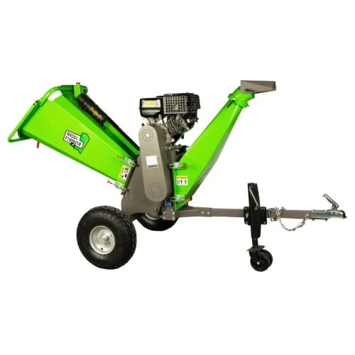  Tocator de crengi Micul Fermier, motor benzina 15CP, cu carlig de remorcare, 150mm diametru maxim de taiere, pentru rumegus