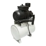 Pompa vacuum uscata cu motor 550W, 200L/min 1440rpm si rezervor pentru aparat de muls vaci Breckner Germany