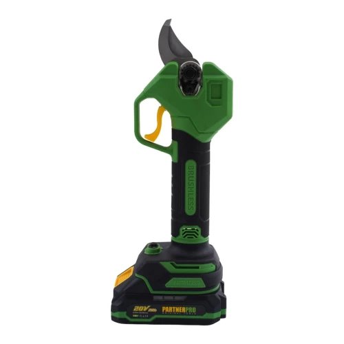  Set multifuncțional pe acumulator: foarfecă de grădină, fierăstrău cu lanț, trimmer și tijă telescopică PARTNERPRO, 2 acumulatori, brushless PP-FFTP 7 IN 1 