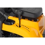 Tractoras tuns gazon stiga estate 384 m