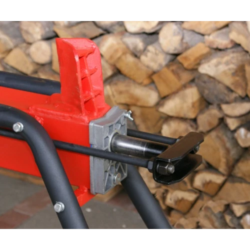 Despicator de busteni Hecht 676 2000 w presiune maxima 7 t