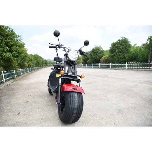 Scuter electric Hecht cocis red motor 1500 w viteza maxima 45 km h autonomie maxim 60 km rosu